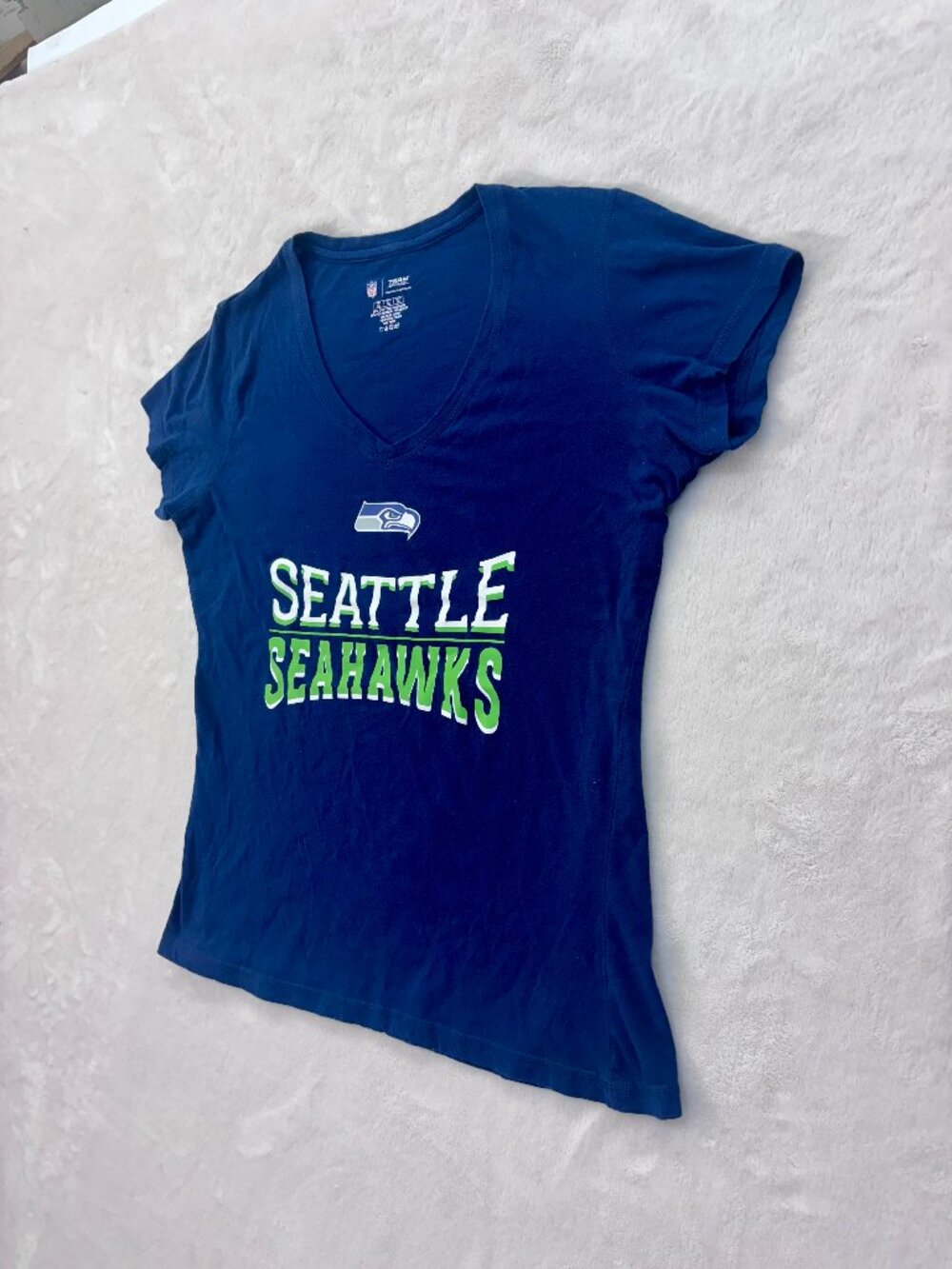 Official NFL Team Apparel Women's Seattle Seahawks T-Shirt --- Size: XL!!